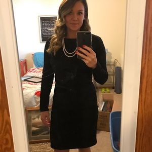 Kenar form fitting black long sleeved business dress - size 6 - sweater pattern